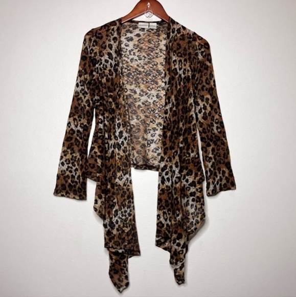 COPY - Newport News Small Leopard/Cheetah Print Tie Front/Drape Front Mesh Card… - Picture 8 of 13